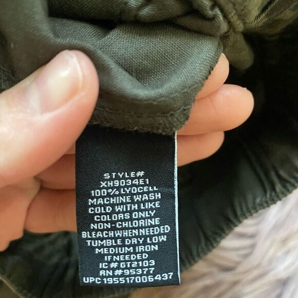 Sanctuary Social Standard High Rise Soft Pull On Boardwalk Short Size S - Picture 6 of 6